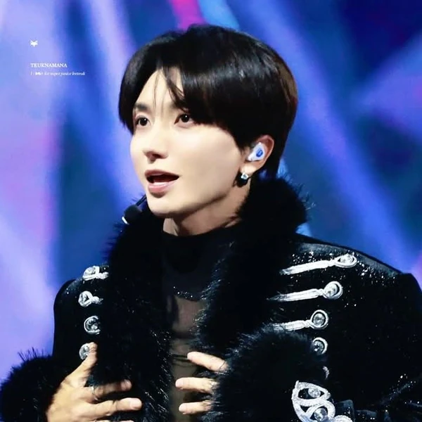 Today's Most Loved Leeteuk (Super Junior)