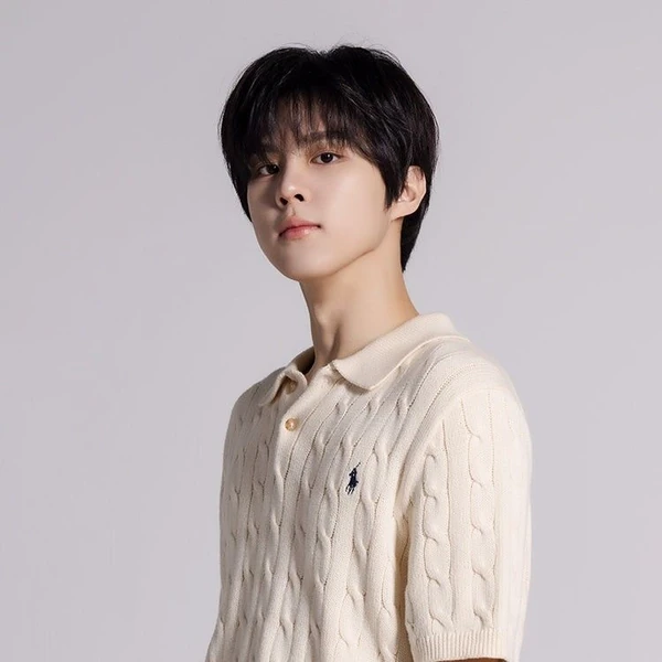 오늘 가장 사랑받은 김우석의 모습