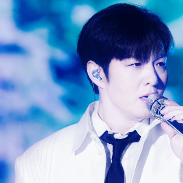 Today's Most Loved Lee Changsub (BTOB)