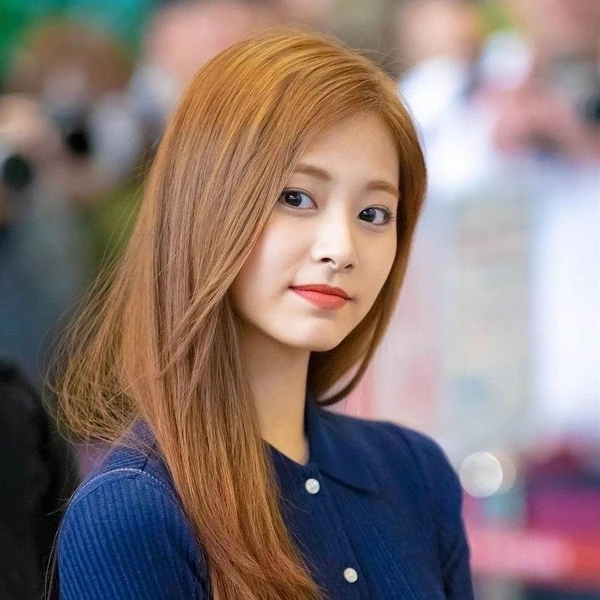 오늘 가장 사랑받은 쯔위 (TWICE)의 모습