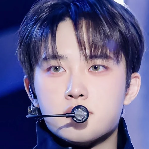 充滿粉絲愛意的D.O. (EXO)人氣照片