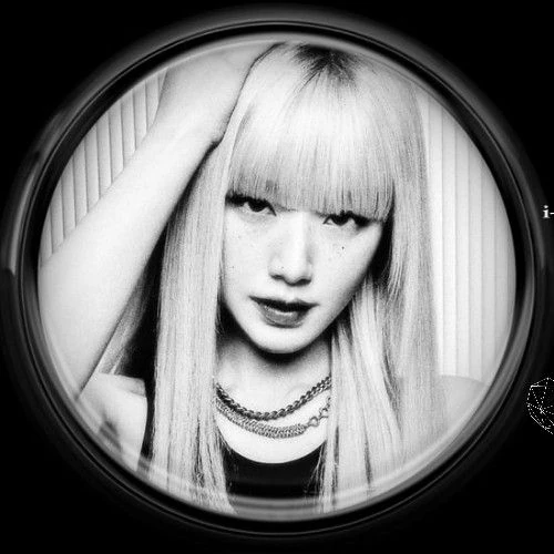 Top Photo Full of Shuhua (i-dle) Love