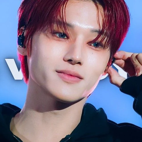 우영 (에이티즈) 팬심 가득한 인기 사진