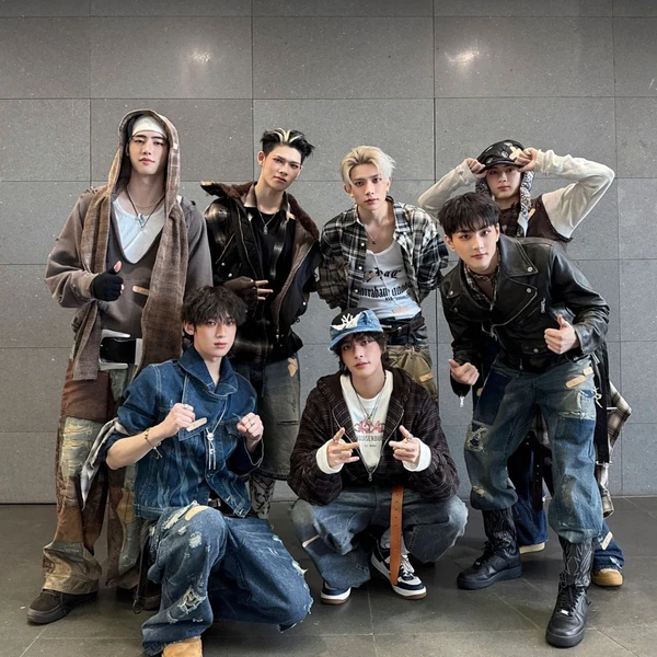 ENHYPEN 팬심 가득한 인기 사진