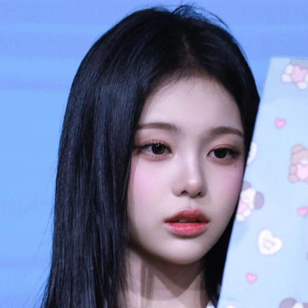 Today's Most Loved Ian (Hearts2Hearts)