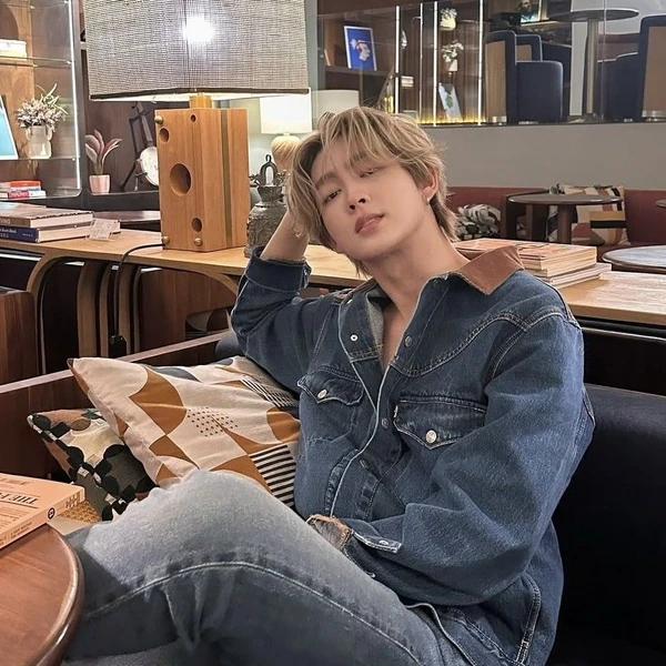 Today's Most Loved Heart (BUS)