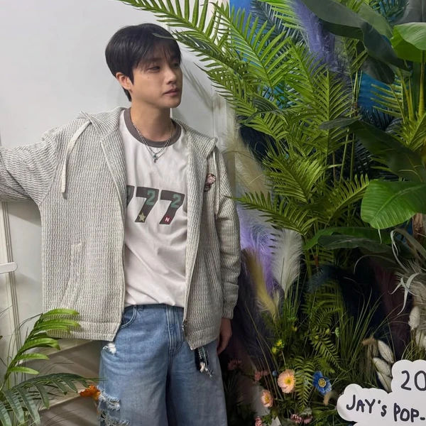 Today's Most Loved JAY (iKON)