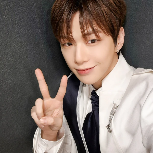 Top Photo Full of Kang Daniel Love