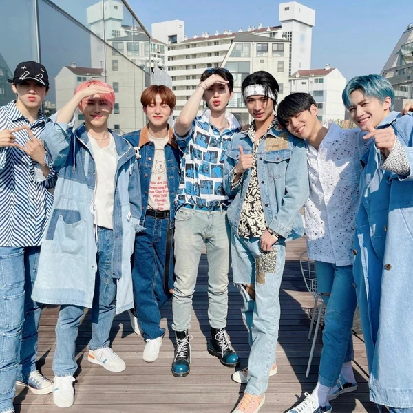 Shining profile picture of PENTAGON on today's Choeaedol