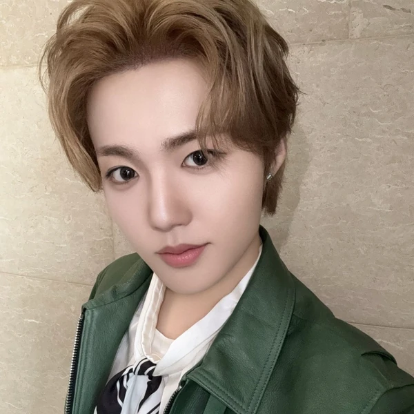 充滿粉絲愛意的道榮 (TREASURE)人氣照片