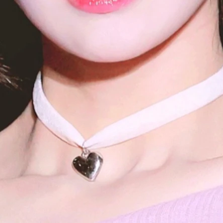 아린 (오마이걸) 팬심 가득한 인기 사진