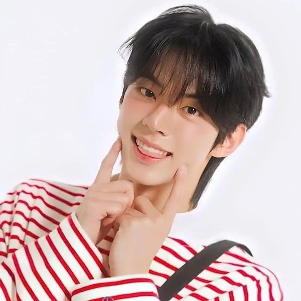 Top Photo Full of Dohoon (TWS) Love