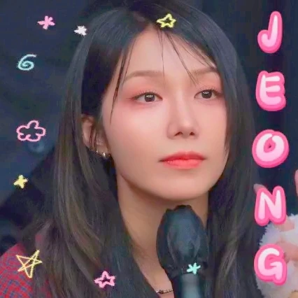 Signature photo of 鄭恩地 (Apink) capturing their charm