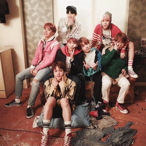 Penampilan BTS yang Paling Dicintai Hari Ini