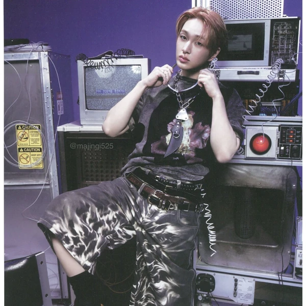 Top Photo Full of Onew (SHINee) Love