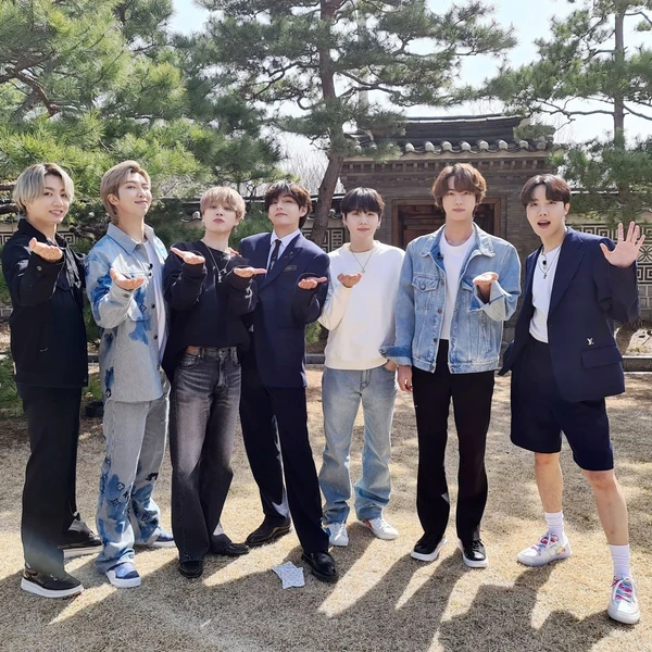 Foto Populer Penuh Cinta untuk BTS