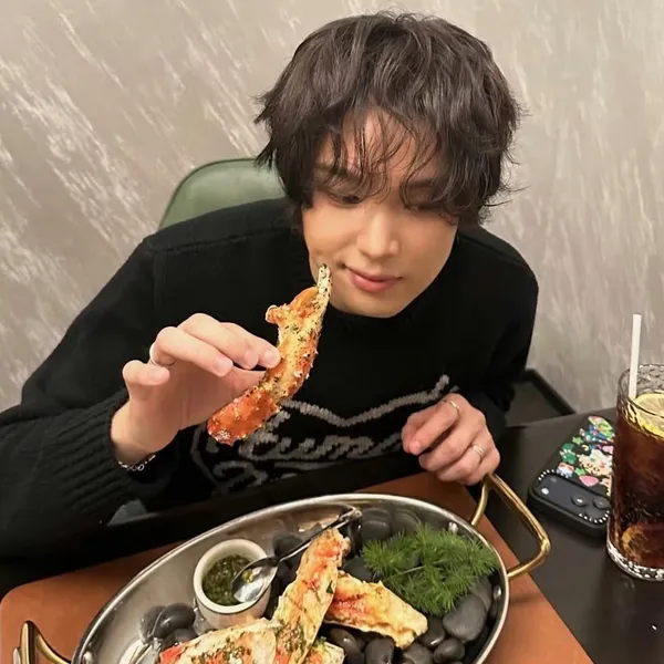 Foto Populer Penuh Cinta untuk NCT