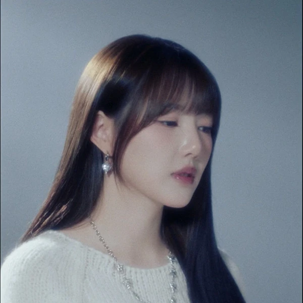 今日最も愛されたイェリン (GFRIEND)の姿