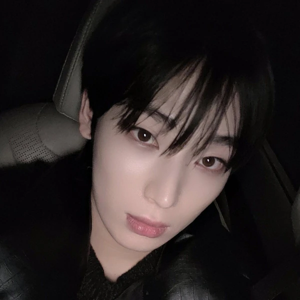 선우 (ENHYPEN) 팬심 가득한 인기 사진