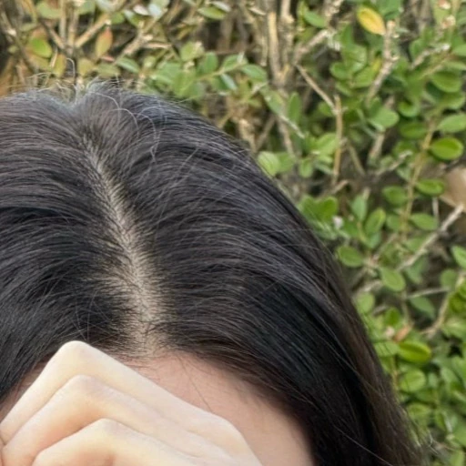 오늘 가장 사랑받은 유나 (ITZY)의 모습