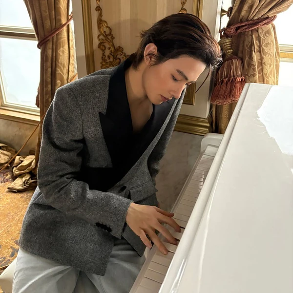 Top Photo Full of CORTIS Love