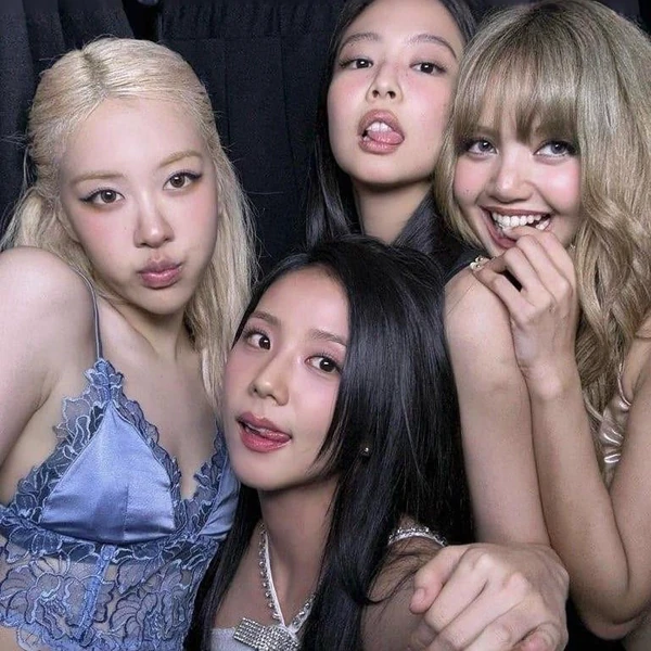 BLACKPINK 팬심 가득한 인기 사진