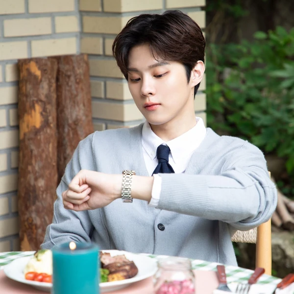 오늘 가장 사랑받은 김우석의 모습