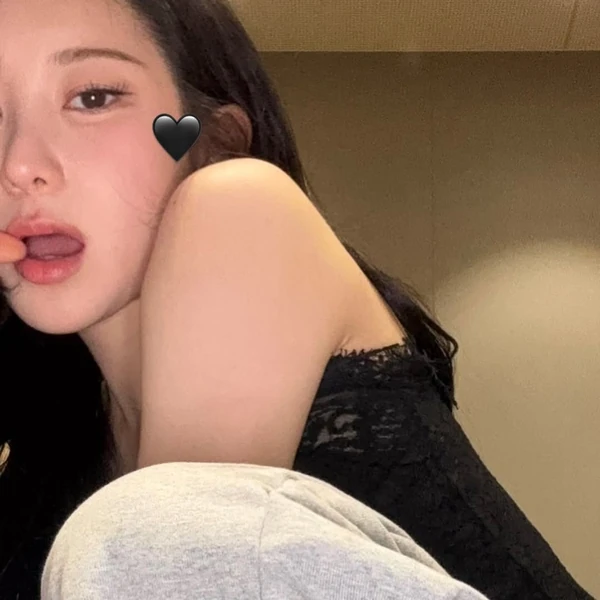 Penampilan Lee Chaeyeon yang Paling Dicintai Hari Ini