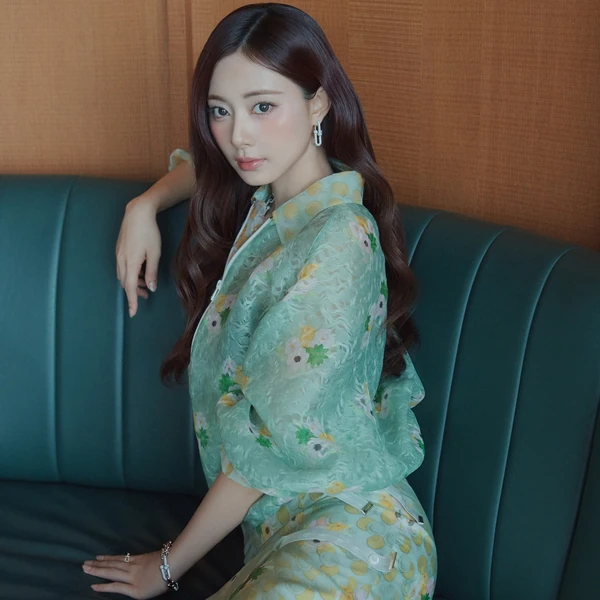 오늘 가장 사랑받은 쯔위 (TWICE)의 모습