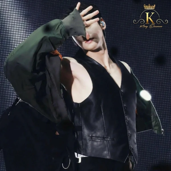 Penampilan Eunwoo (ASTRO) yang Paling Dicintai Hari Ini