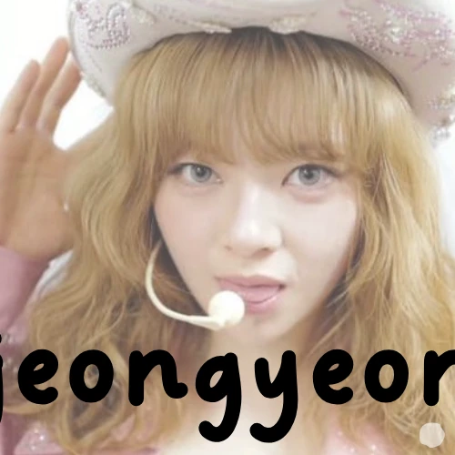 오늘 가장 사랑받은 정연 (TWICE)의 모습