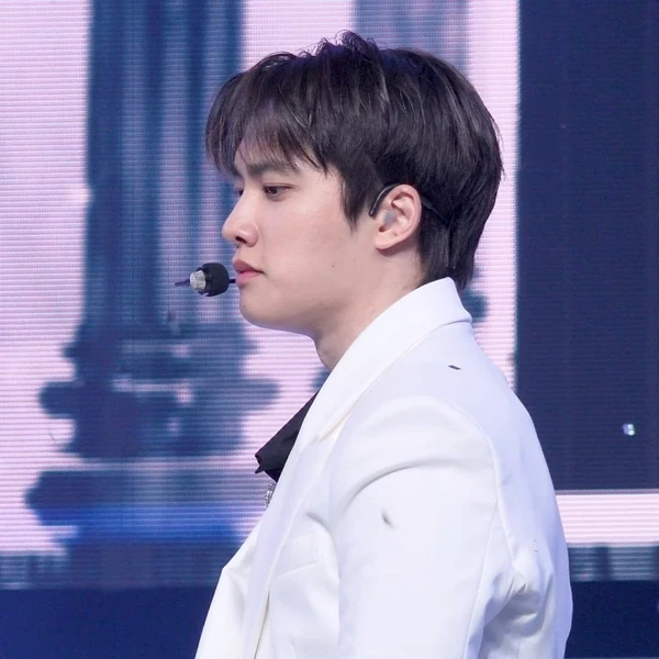 粉丝票选的D.O. (EXO)最佳瞬间