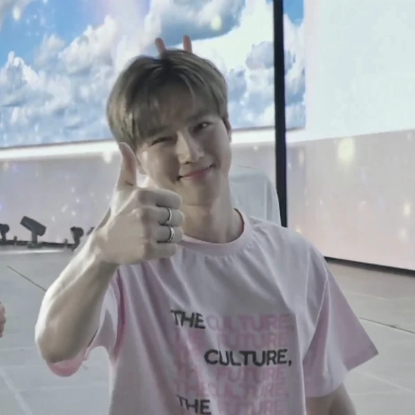 粉丝票选的Suho (EXO)最佳瞬间