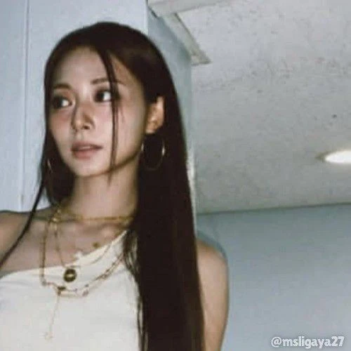 오늘 가장 사랑받은 쯔위 (TWICE)의 모습