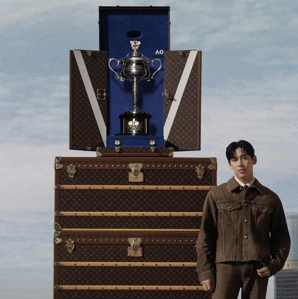 Top Photo Full of Bambam (GOT7) Love