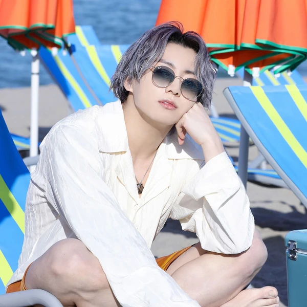 Foto Populer Penuh Cinta untuk Jungkook (BTS)