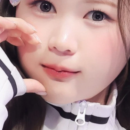 Today's Most Loved Ye-on (Hearts2Hearts)