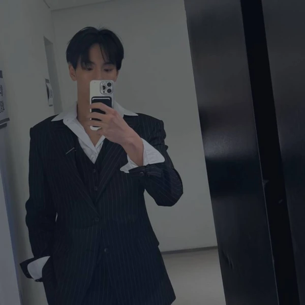 Postingan banner juara 1 Shownu (MONSTA X) buatan penggemar