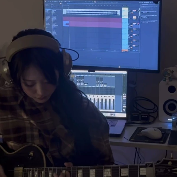 Today's Most Loved QWER