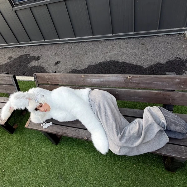 Penampilan Momo (TWICE) yang Paling Dicintai Hari Ini