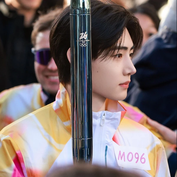 充满粉丝爱意的成训 (ENHYPEN)人气照片