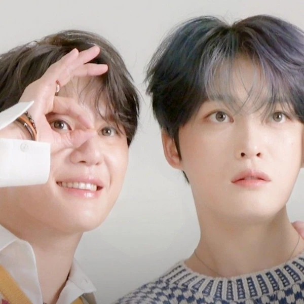 Top Photo Full of JX Love