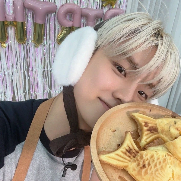 Top Photo Full of Q (THE BOYZ) Love