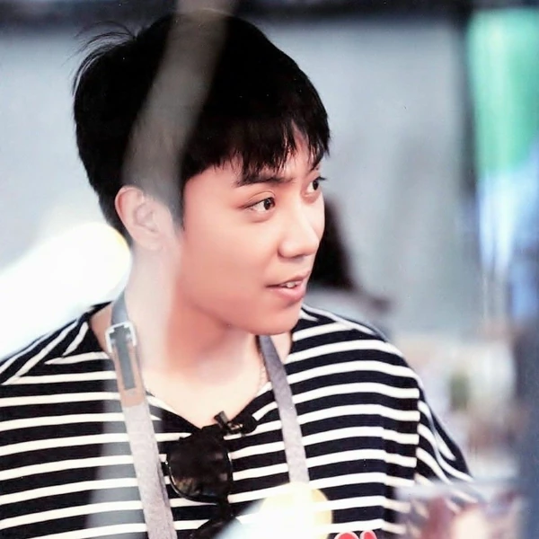 Fans' Pick: Best Moment of Eun Jiwon (SECHSKIES)