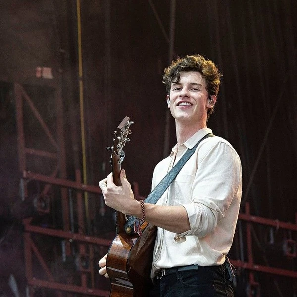 Top Photo Full of Shawn Mendes Love