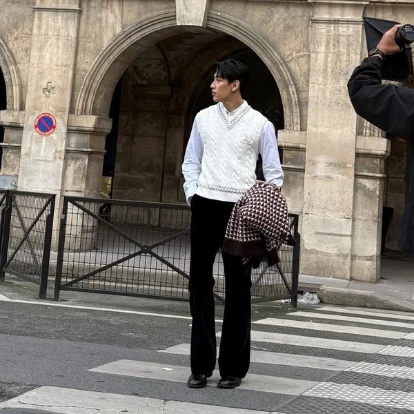 Today's Most Loved Bambam (GOT7)