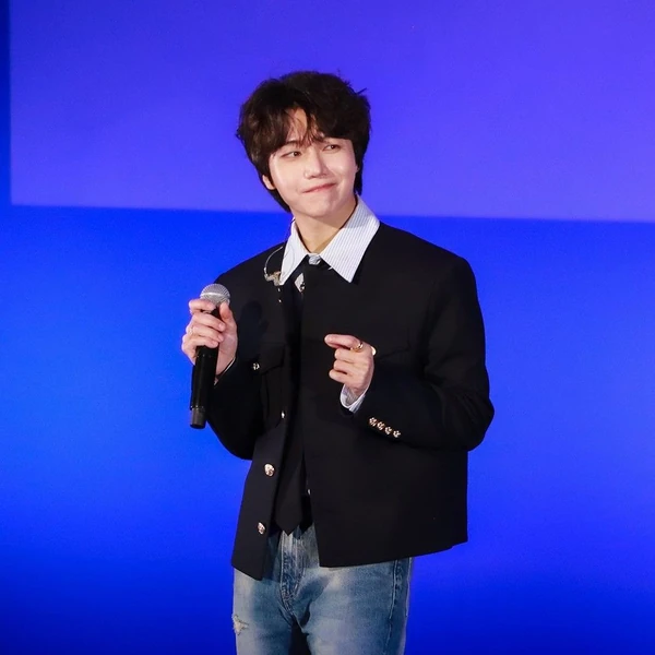 Today's Most Loved Jinho (PENTAGON)