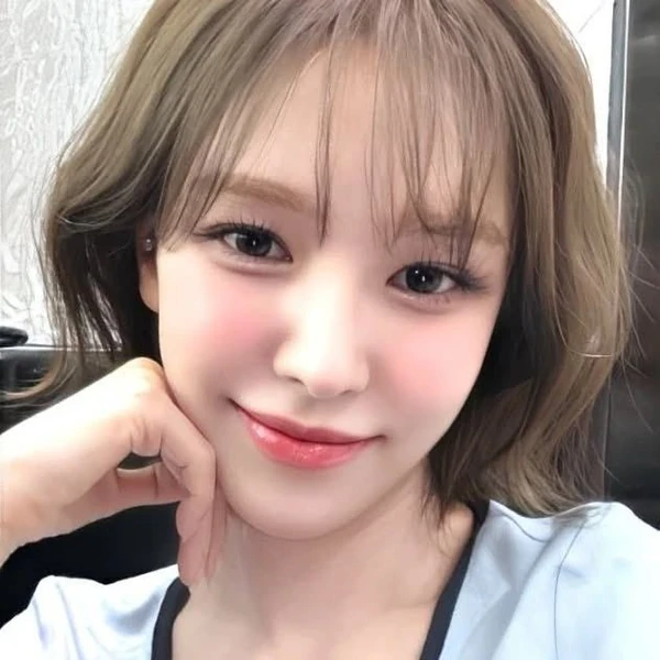 Top Photo Full of Wendy (Red Velvet) Love