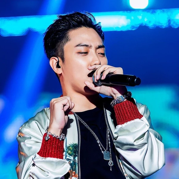 Top Photo Full of Eun Jiwon (SECHSKIES) Love