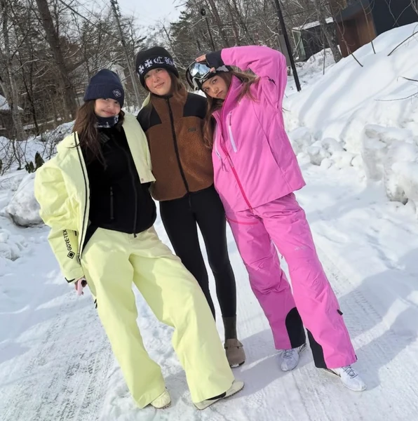 오늘 가장 사랑받은 리사 (BLACKPINK)의 모습